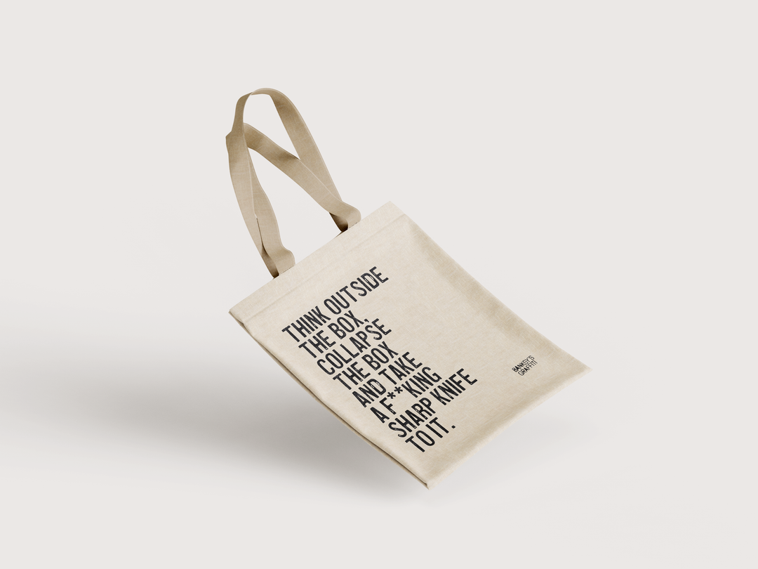 Banksy's Graffiti Mini Tote Bag - Think Outside the Box - Tasker fra URBAN.ITY hos The Prince Webshop