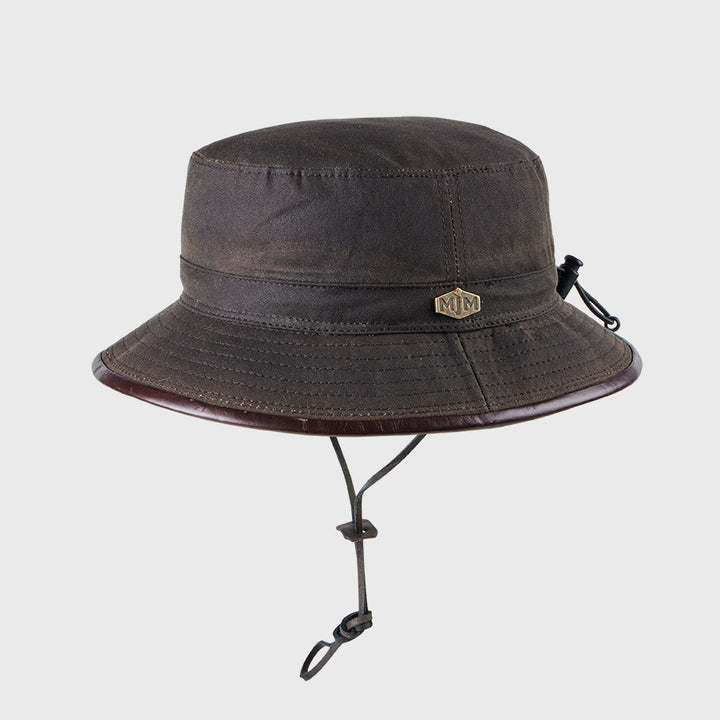 MJM 10044 Wax Cotton Brown Oilskin - Bucket Hat i Brun - S (56 cm) - Bucket Hat fra MJM Hats hos The Prince Webshop