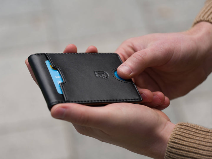 James Hawk - Smart Wallet med Cash Strap - 3 Farver - Kortholder fra James Hawk hos The Prince Webshop