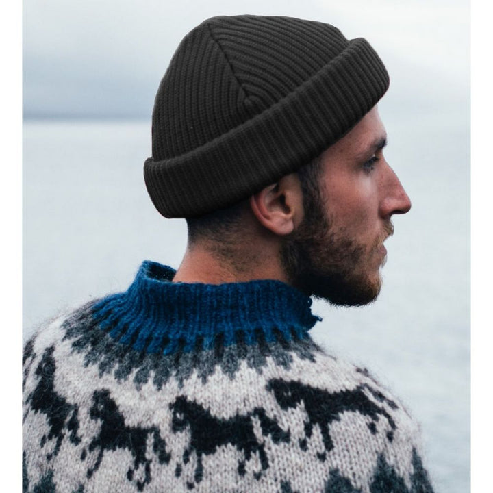 Ethos FISHERMAN BEANIE - SORT acryl hue i klassisk fisker stil - Hue fra Ethos hos The Prince Webshop