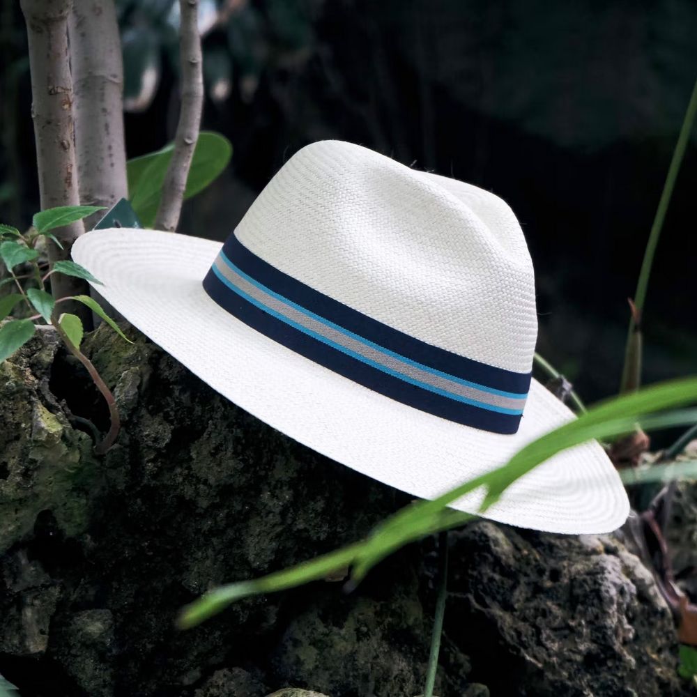 Panallama Galapagos Panama Hat - Valkoinen Olkihattu - Hattu Panallamasta Prince Webshopissa