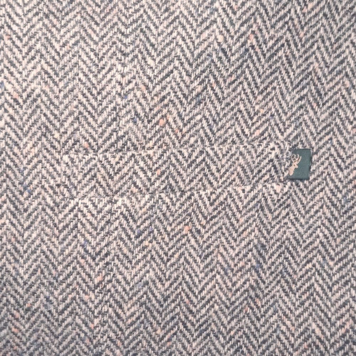 Mucros Tweed No. 1 Herringbone Waistcoat - Grå Vest - Vest fra Mucros Weavers Killarney hos The Prince Webshop